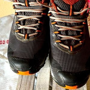 Men’s La Sportiva Hiking Shoes